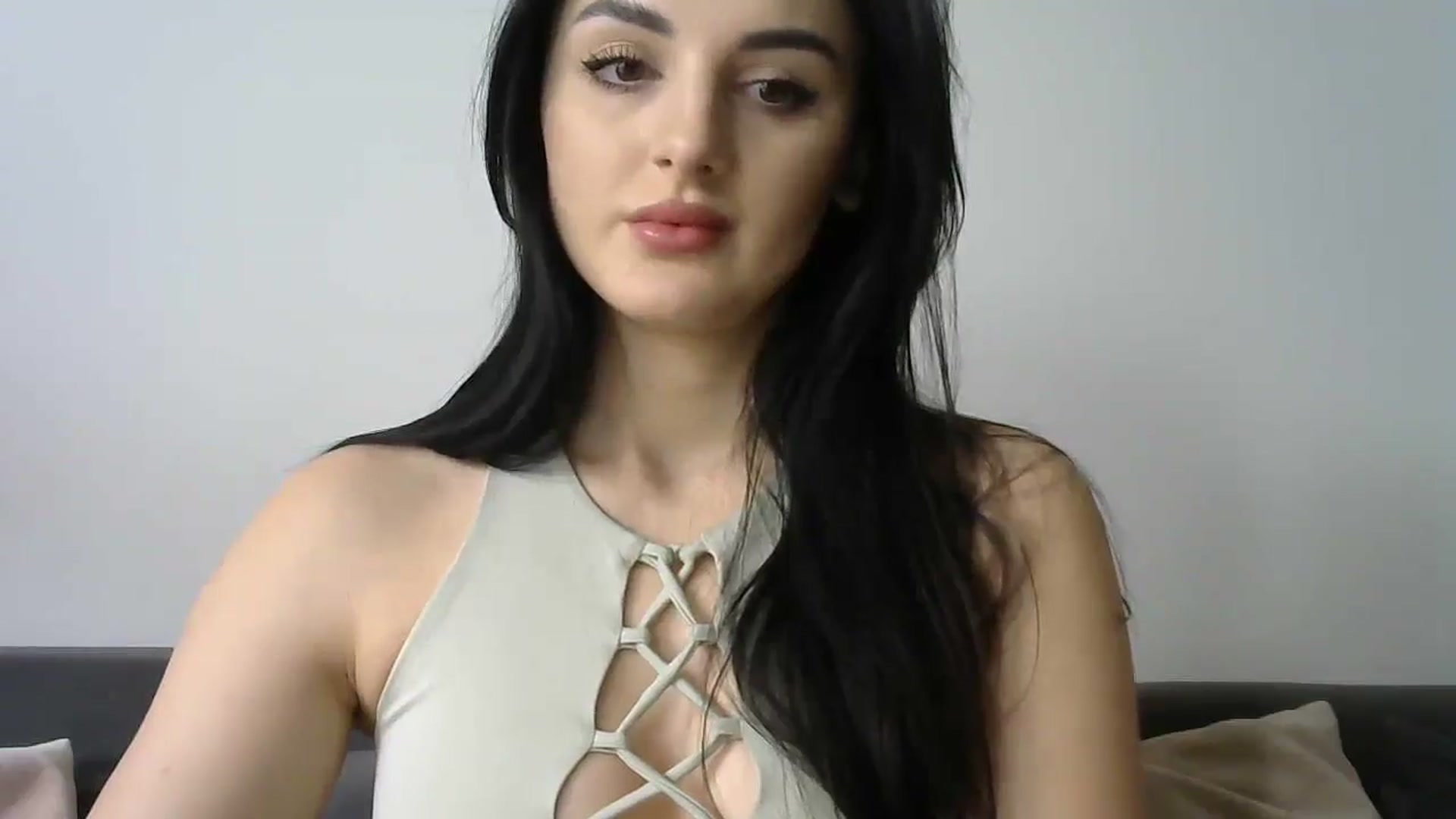 Gallery image thumbnail from DreamyKitty69's myfreecams stream on, 03/10/2025, 11:06 image 6 of 20