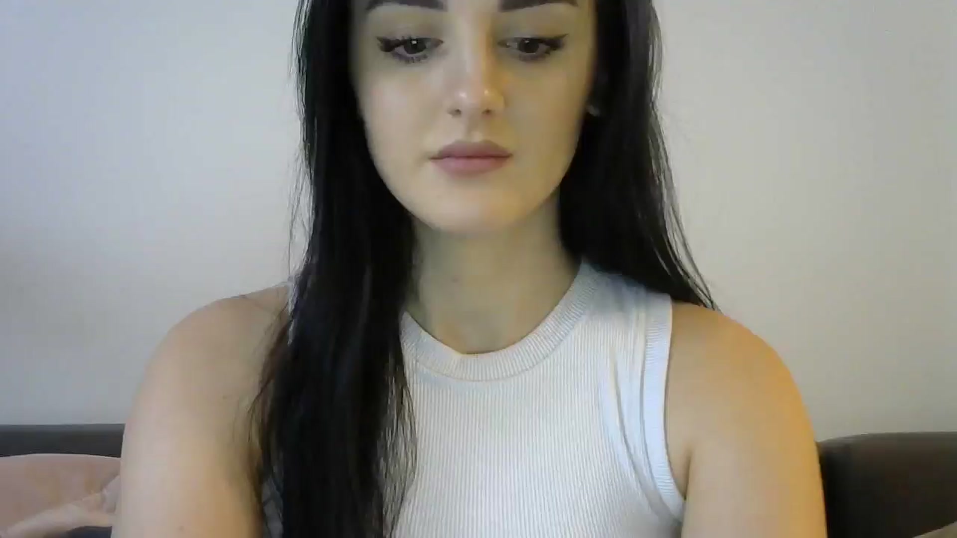 Gallery image thumbnail from DreamyKitty69's myfreecams stream on, 03/11/2025, 15:17 image 19 of 20