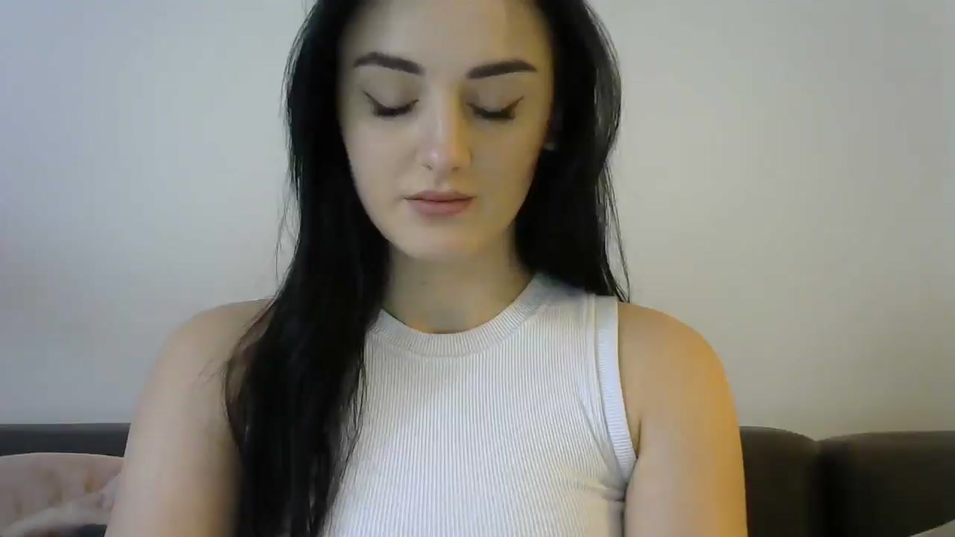 Gallery image thumbnail from DreamyKitty69's myfreecams stream on, 03/11/2025, 15:17 image 9 of 20