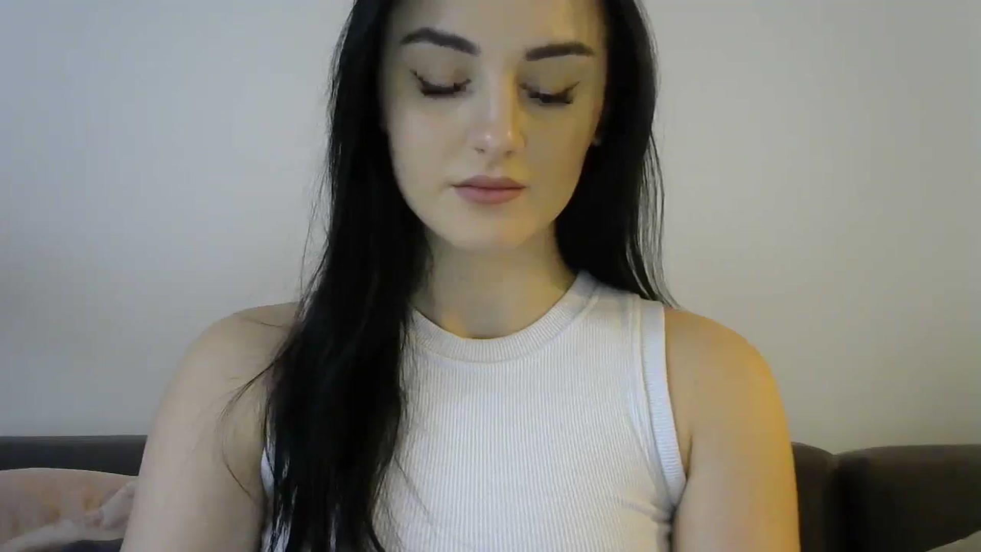 Gallery image thumbnail from DreamyKitty69's myfreecams stream on, 03/11/2025, 16:30 image 3 of 20