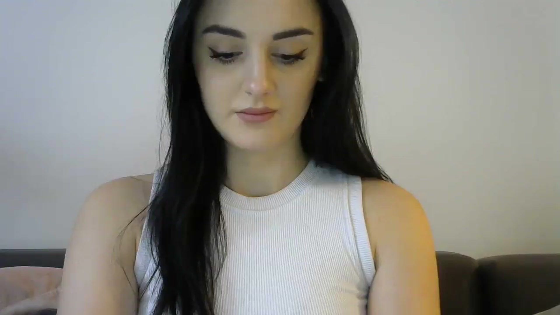 Gallery image thumbnail from DreamyKitty69's myfreecams stream on, 03/11/2025, 16:30 image 1 of 20