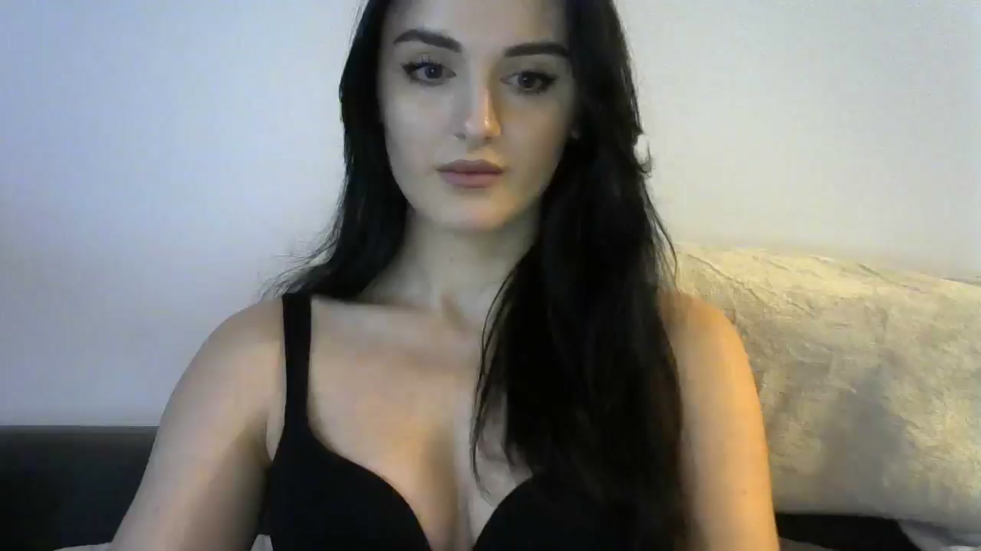 Gallery image thumbnail from DreamyKitty69's myfreecams stream on, 03/14/2025, 15:14 image 4 of 20