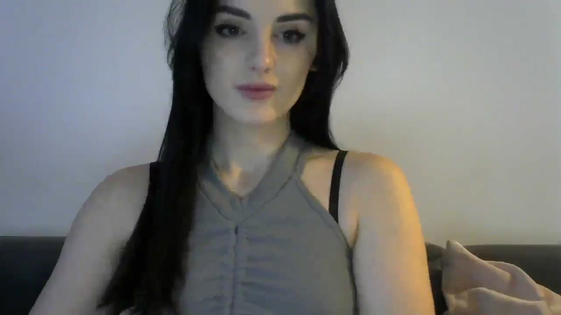Gallery image thumbnail from DreamyKitty69's myfreecams stream on, 03/19/2025, 17:11 image 3 of 20