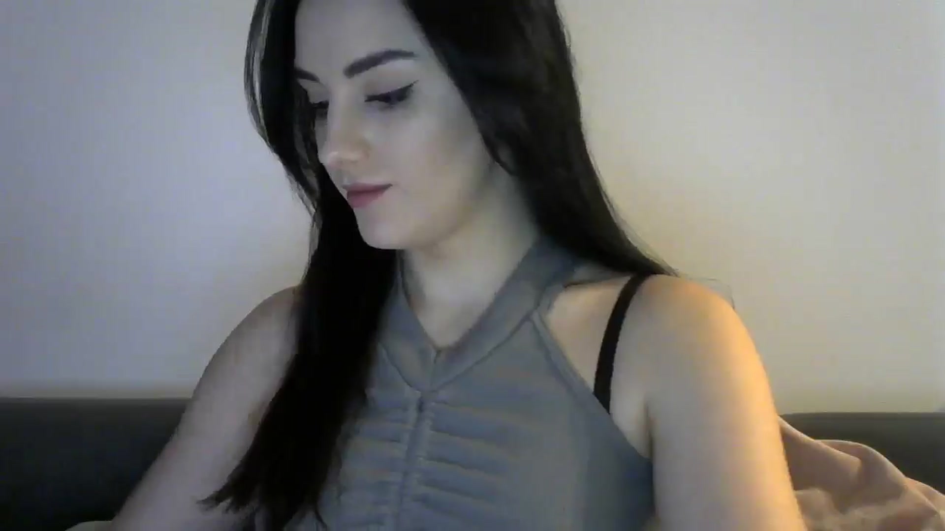 Gallery image thumbnail from DreamyKitty69's myfreecams stream on, 03/19/2025, 17:11 image 11 of 20