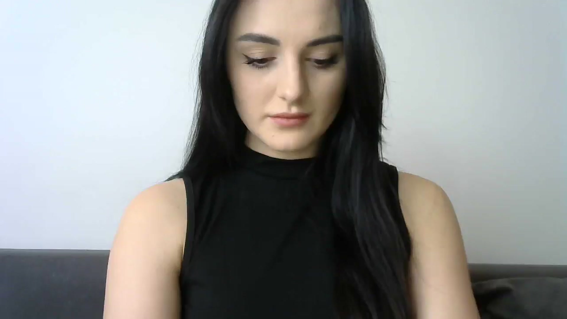 Gallery image thumbnail from DreamyKitty69's myfreecams stream on, 04/16/2025, 12:11 image 12 of 20