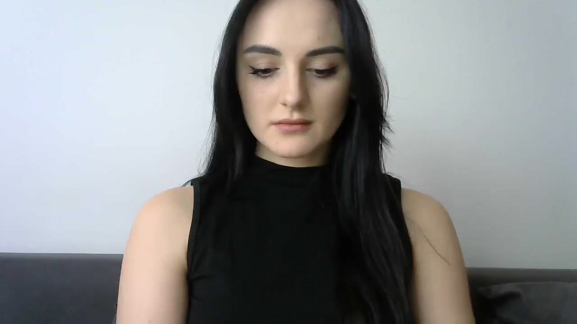 Gallery image thumbnail from DreamyKitty69's myfreecams stream on, 04/16/2025, 12:11 image 10 of 20