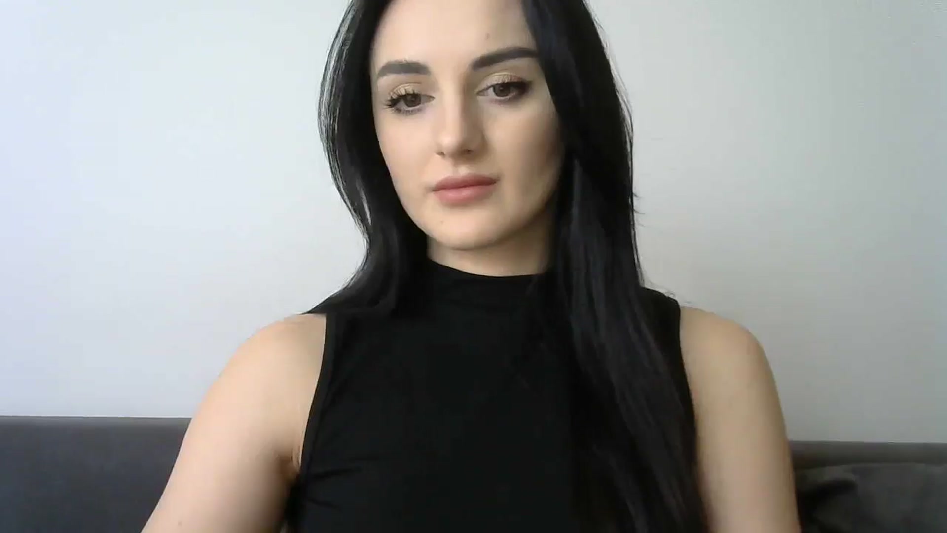 Gallery image thumbnail from DreamyKitty69's myfreecams stream on, 04/16/2025, 12:11 image 15 of 20