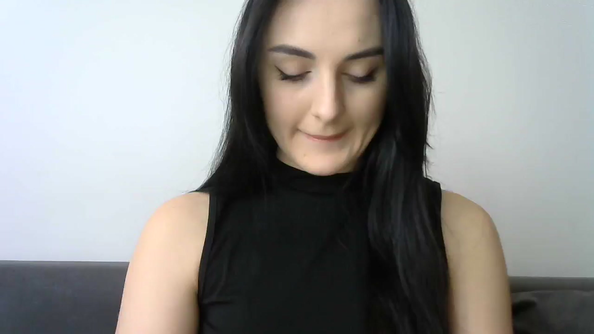 Gallery image thumbnail from DreamyKitty69's myfreecams stream on, 04/16/2025, 12:11 image 13 of 20