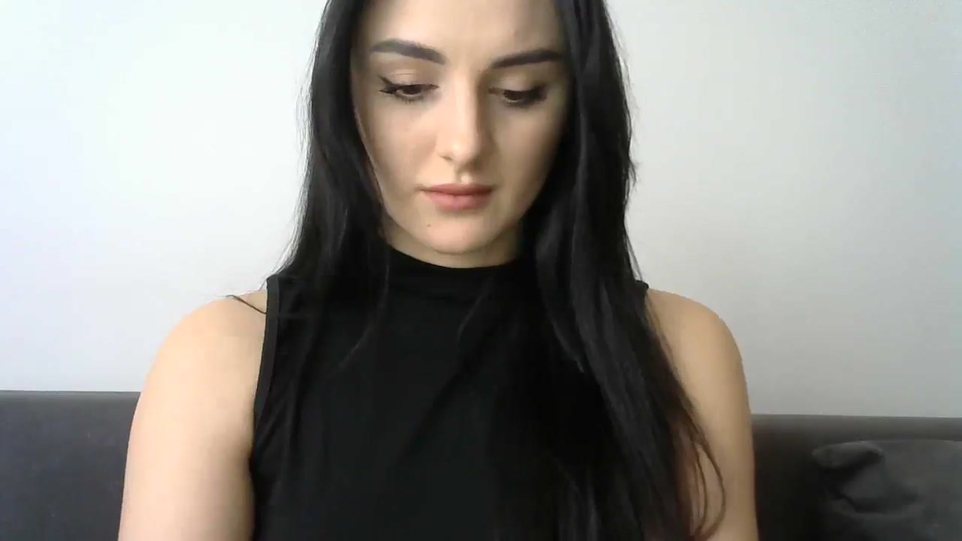Gallery image thumbnail from DreamyKitty69's myfreecams stream on, 04/16/2025, 13:26 image 13 of 20