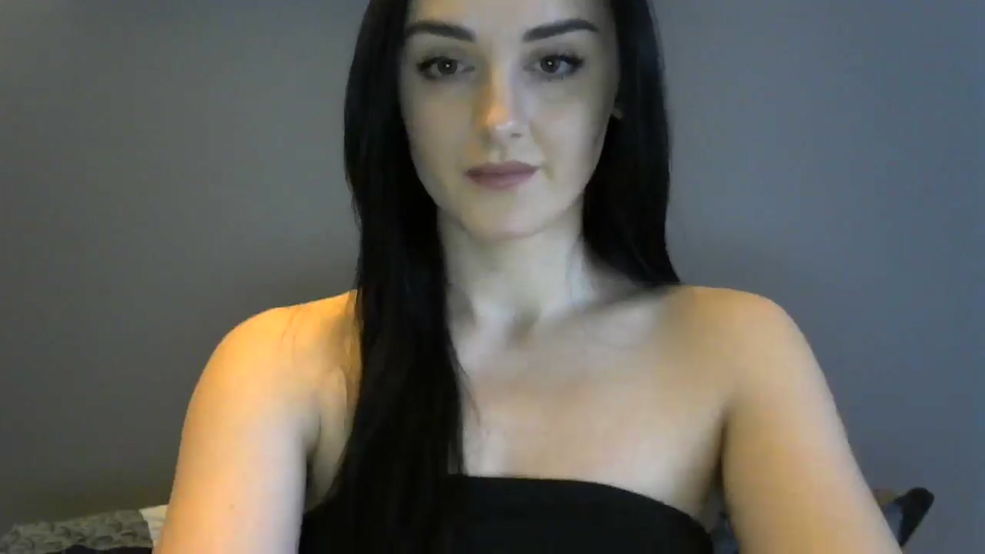 Gallery image thumbnail from DreamyKitty69's myfreecams stream on, 05/12/2025, 17:21 image 15 of 20