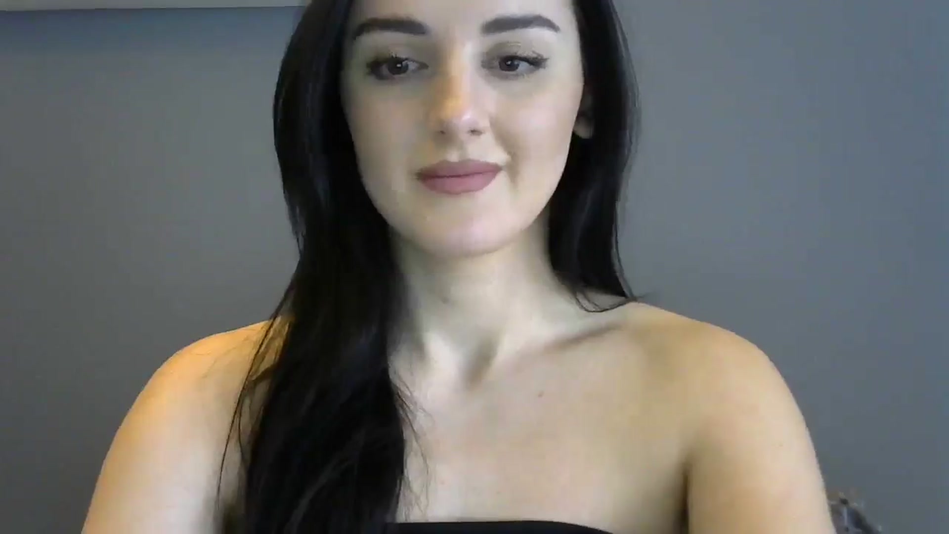Gallery image thumbnail from DreamyKitty69's myfreecams stream on, 05/13/2025, 15:05 image 6 of 20