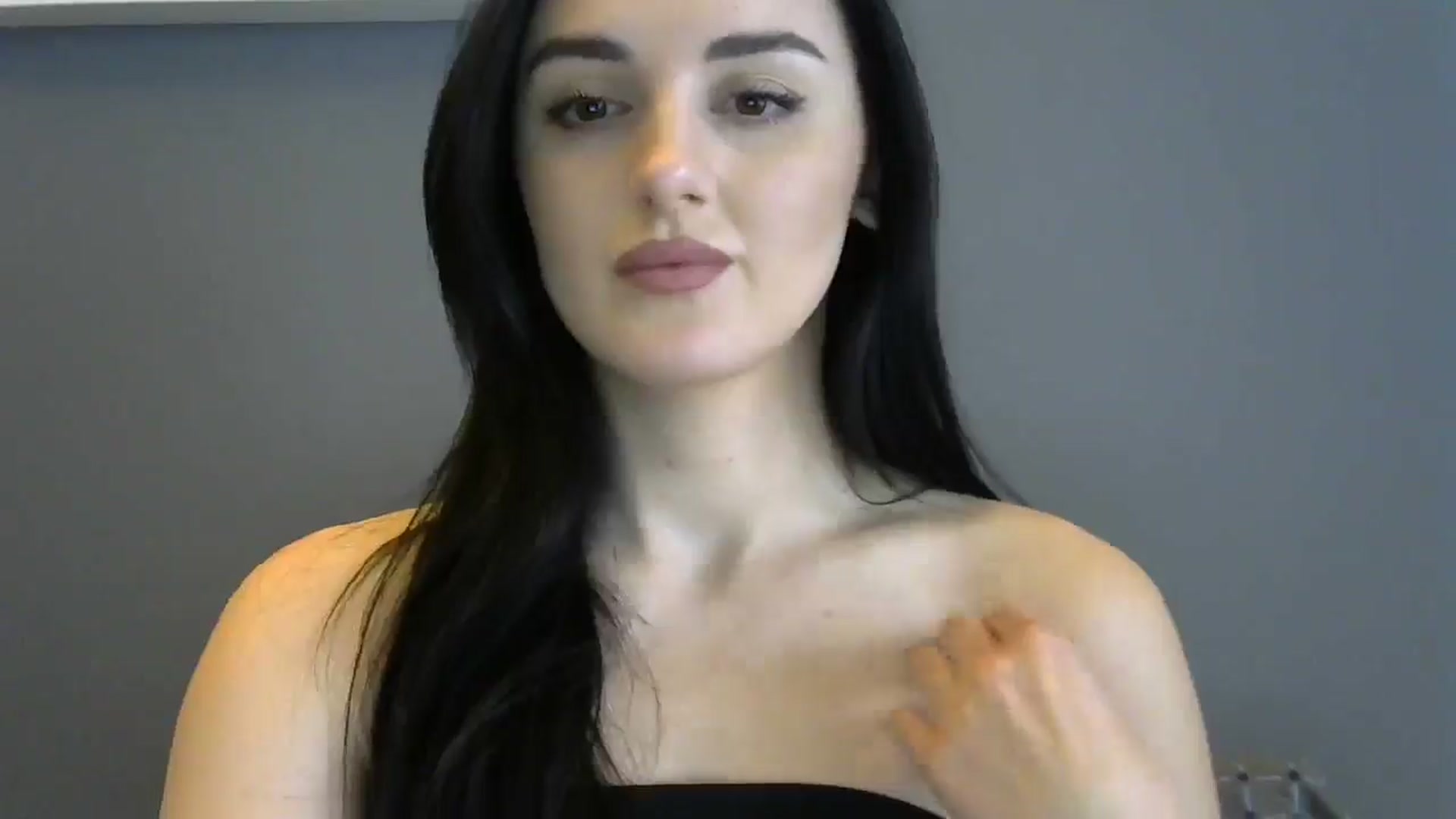 Gallery image thumbnail from DreamyKitty69's myfreecams stream on, 05/13/2025, 15:05 image 15 of 20