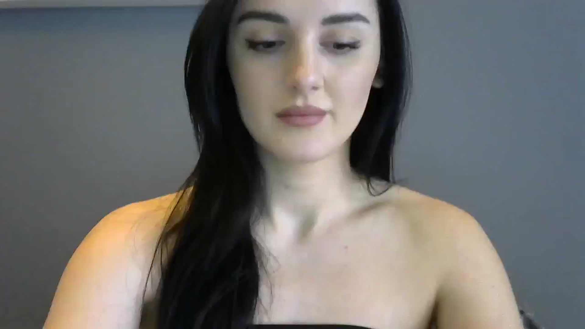 Gallery image thumbnail from DreamyKitty69's myfreecams stream on, 05/13/2025, 15:05 image 5 of 20