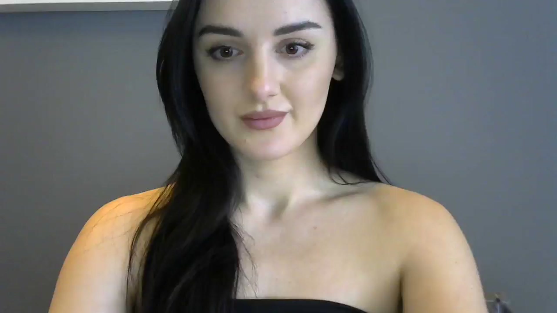 Gallery image thumbnail from DreamyKitty69's myfreecams stream on, 05/13/2025, 15:05 image 10 of 20