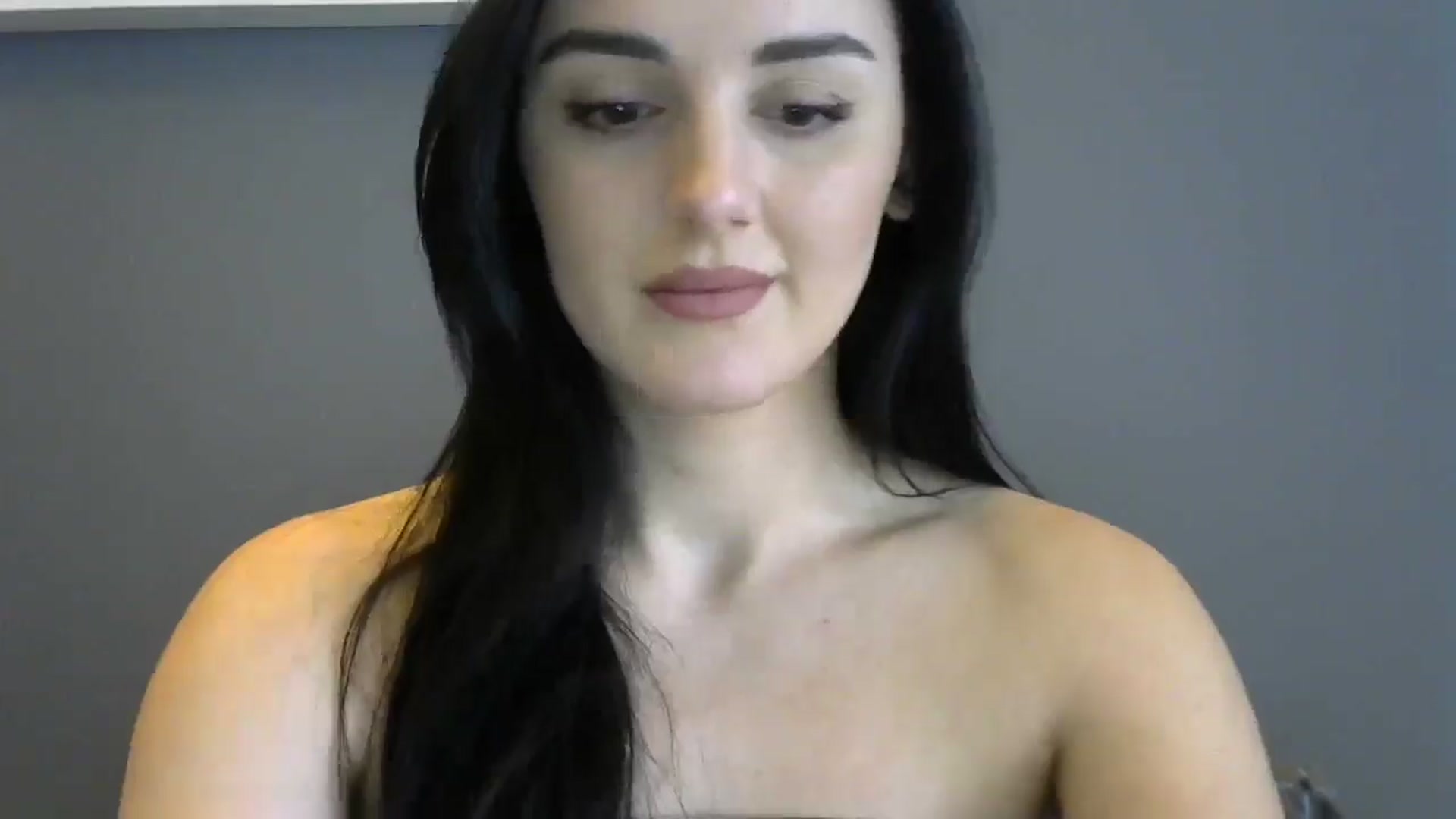 Gallery image thumbnail from DreamyKitty69's myfreecams stream on, 05/13/2025, 15:05 image 11 of 20