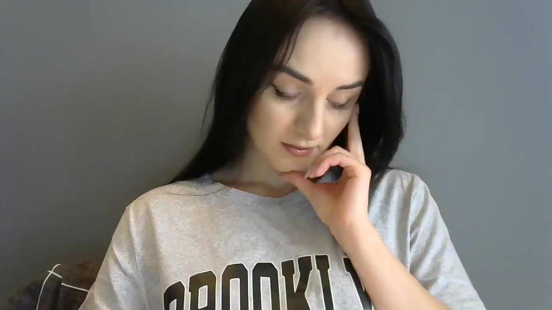 Gallery image thumbnail from DreamyKitty69's myfreecams stream on, 06/02/2025, 11:13 image 12 of 20