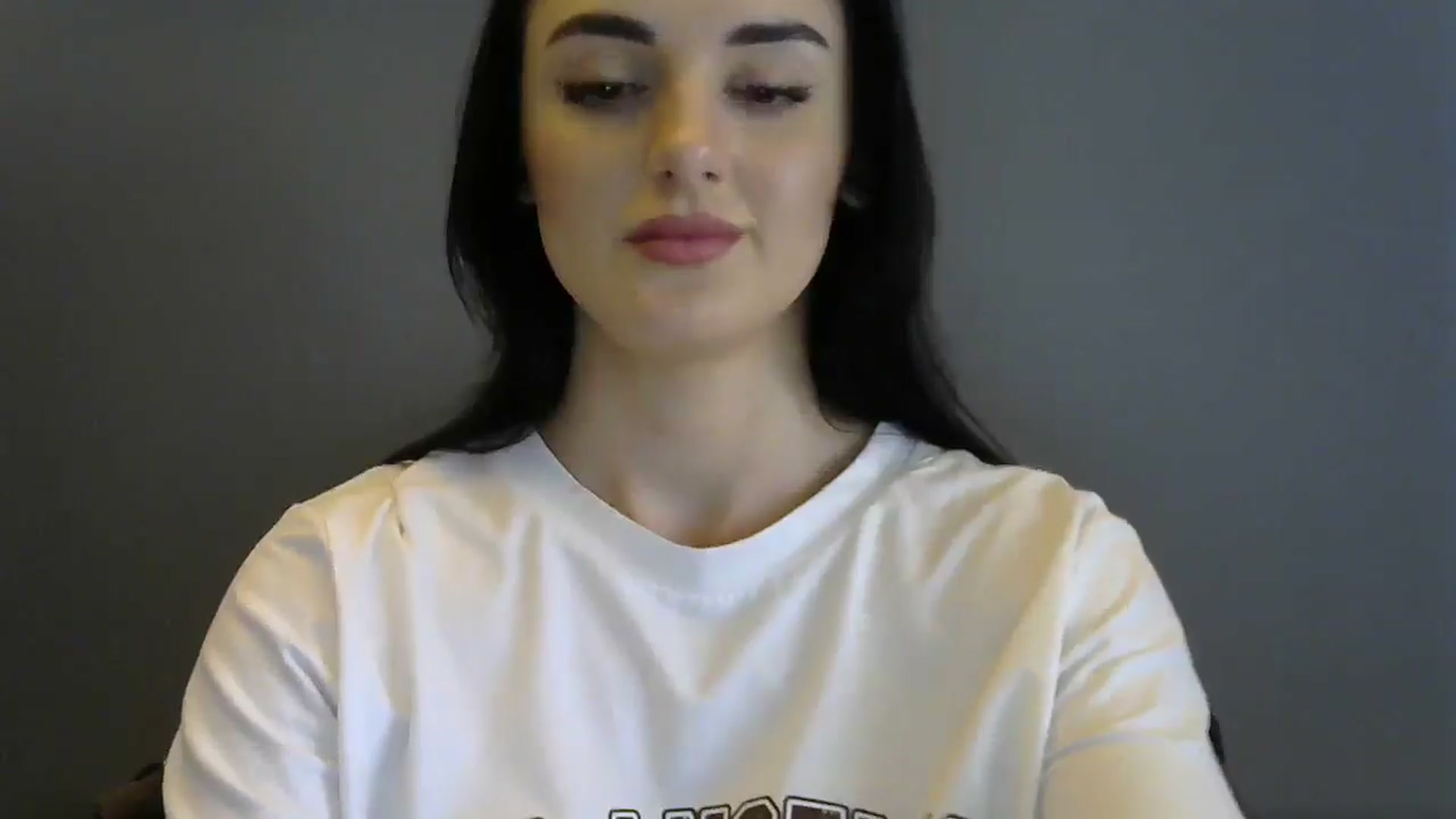 Gallery image thumbnail from DreamyKitty69's myfreecams stream on, 06/23/2025, 17:30 image 14 of 20