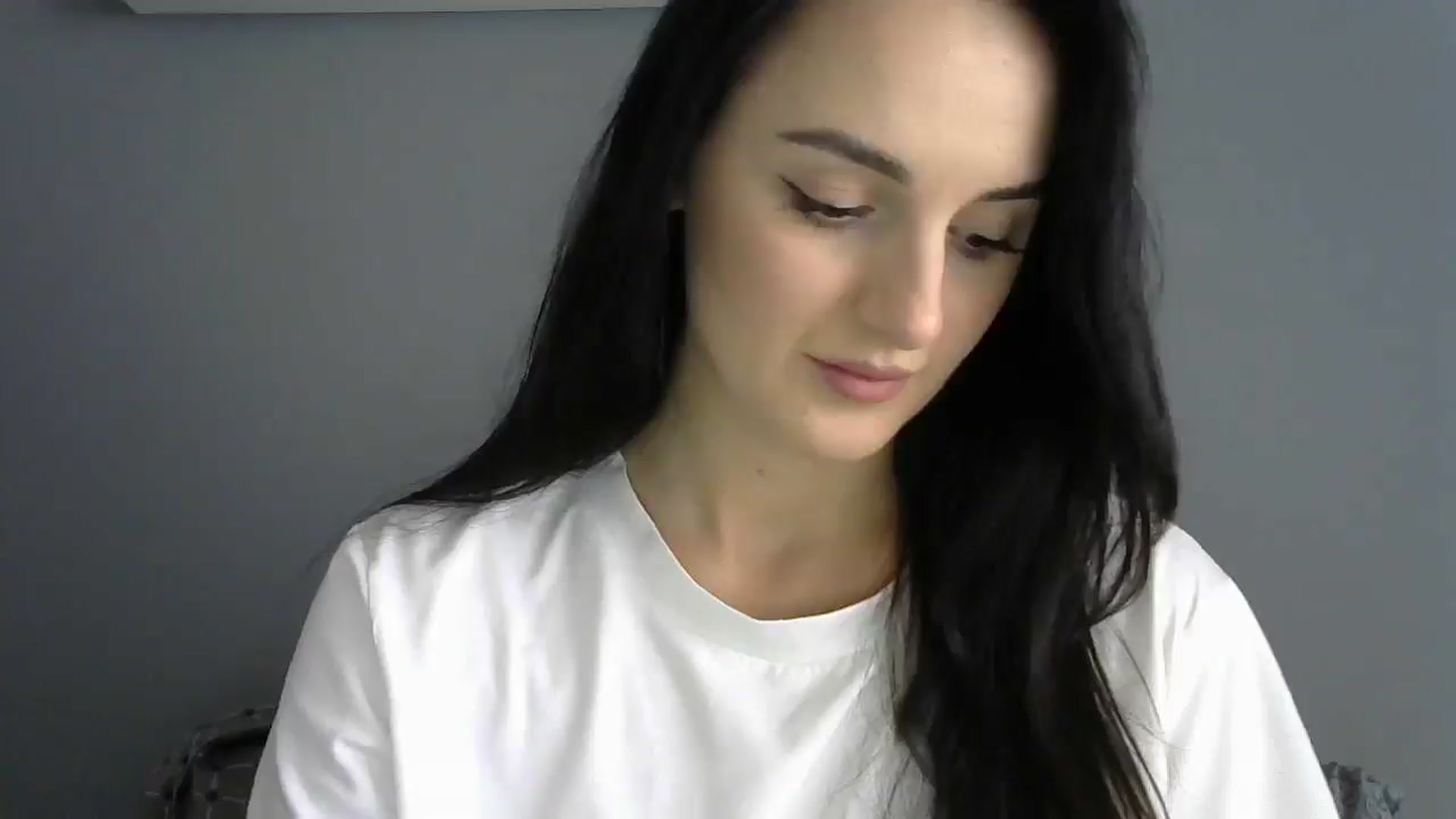 Gallery image thumbnail from DreamyKitty69's myfreecams stream on, 09/13/2025, 12:28 image 4 of 20