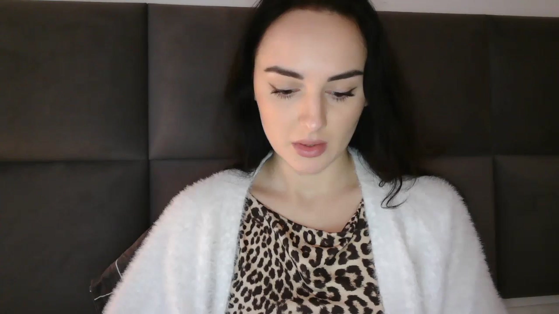Gallery image thumbnail from DreamyKitty69's myfreecams stream on, 11/30/2025, 16:34 image 16 of 20