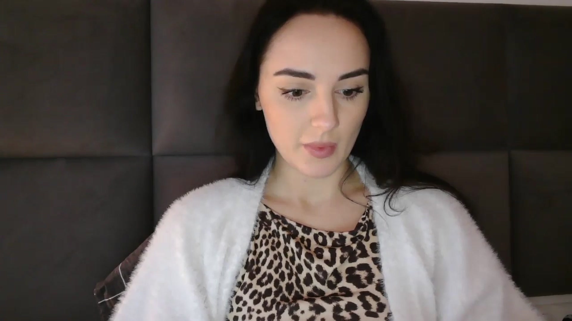 Gallery image thumbnail from DreamyKitty69's myfreecams stream on, 11/30/2025, 16:34 image 4 of 20