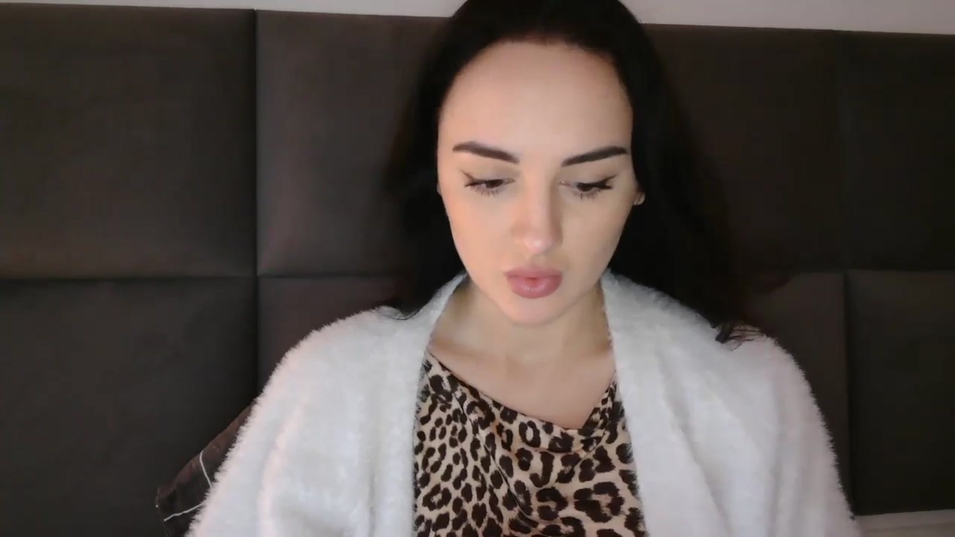 Gallery image thumbnail from DreamyKitty69's myfreecams stream on, 11/30/2025, 16:34 image 13 of 20
