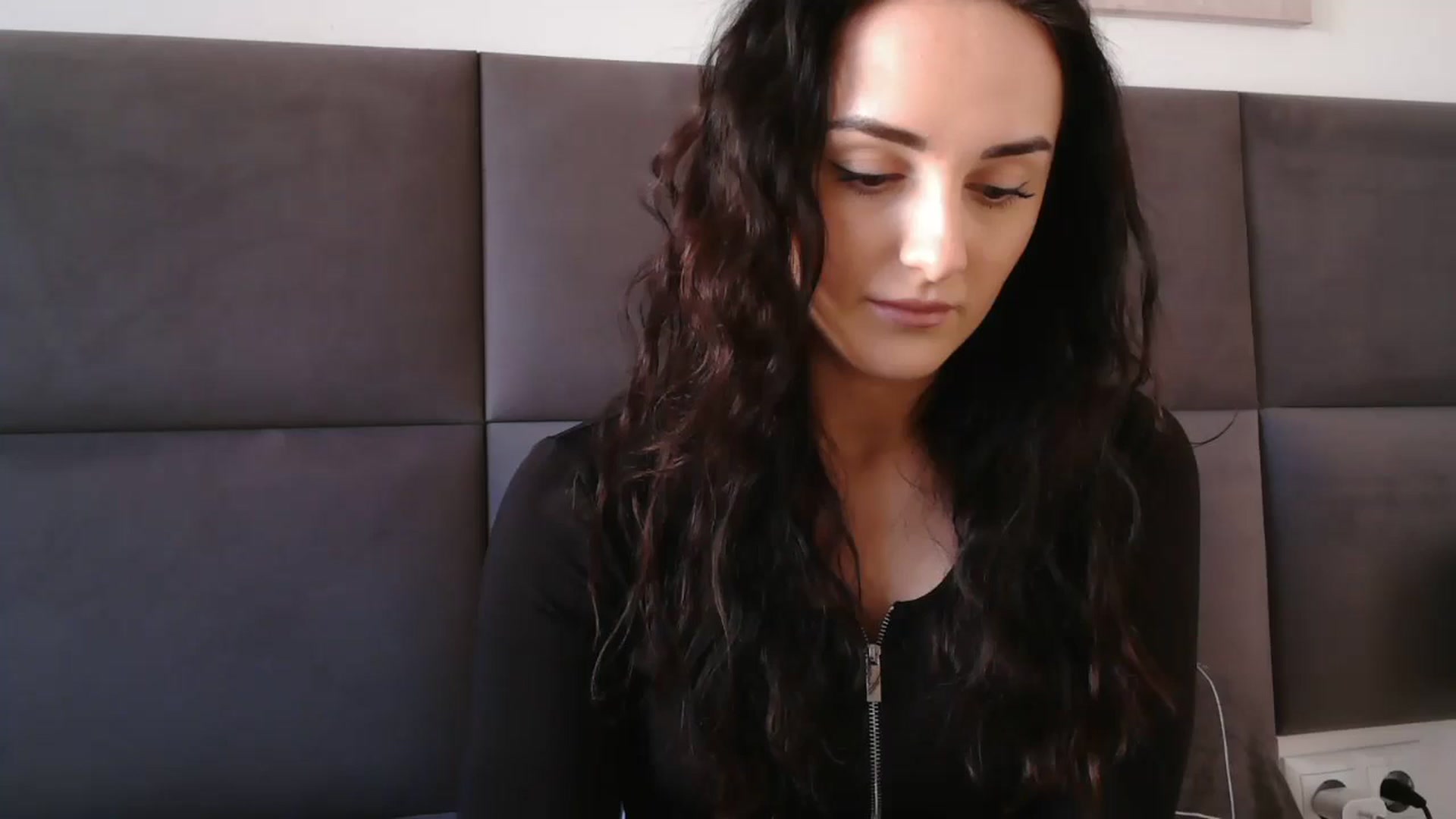 Gallery image thumbnail from DreamyKitty69's myfreecams stream on, 12/02/2025, 11:56 image 14 of 20
