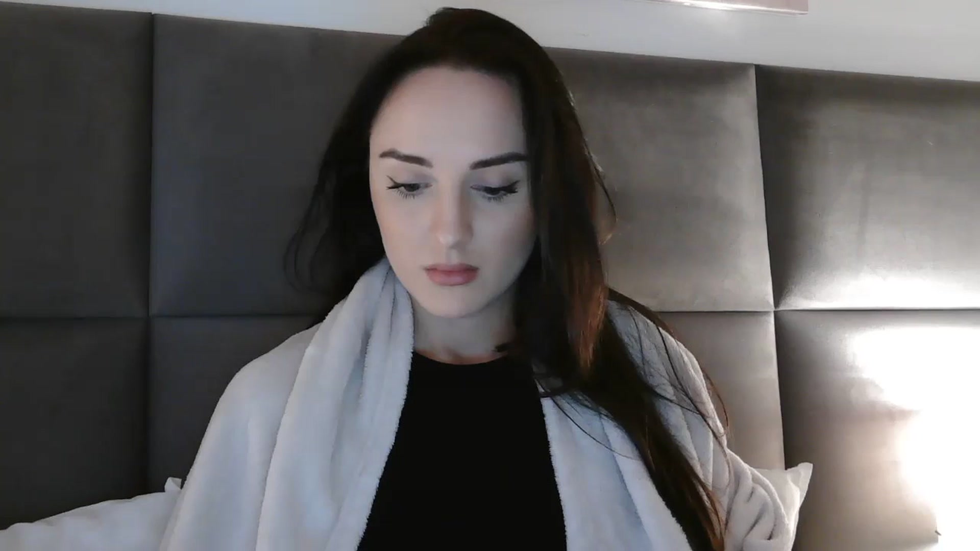 Gallery image thumbnail from DreamyKitty69's myfreecams stream on, 12/03/2025, 17:58 image 8 of 20
