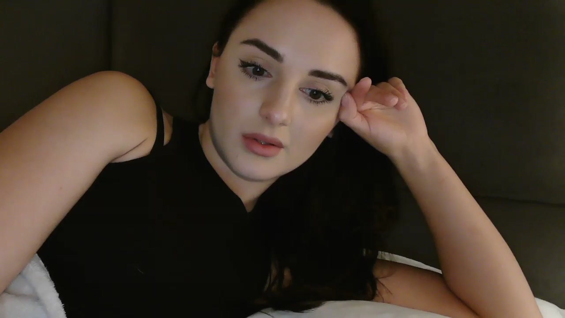 Gallery image thumbnail from DreamyKitty69's myfreecams stream on, 12/03/2025, 19:10 image 20 of 20