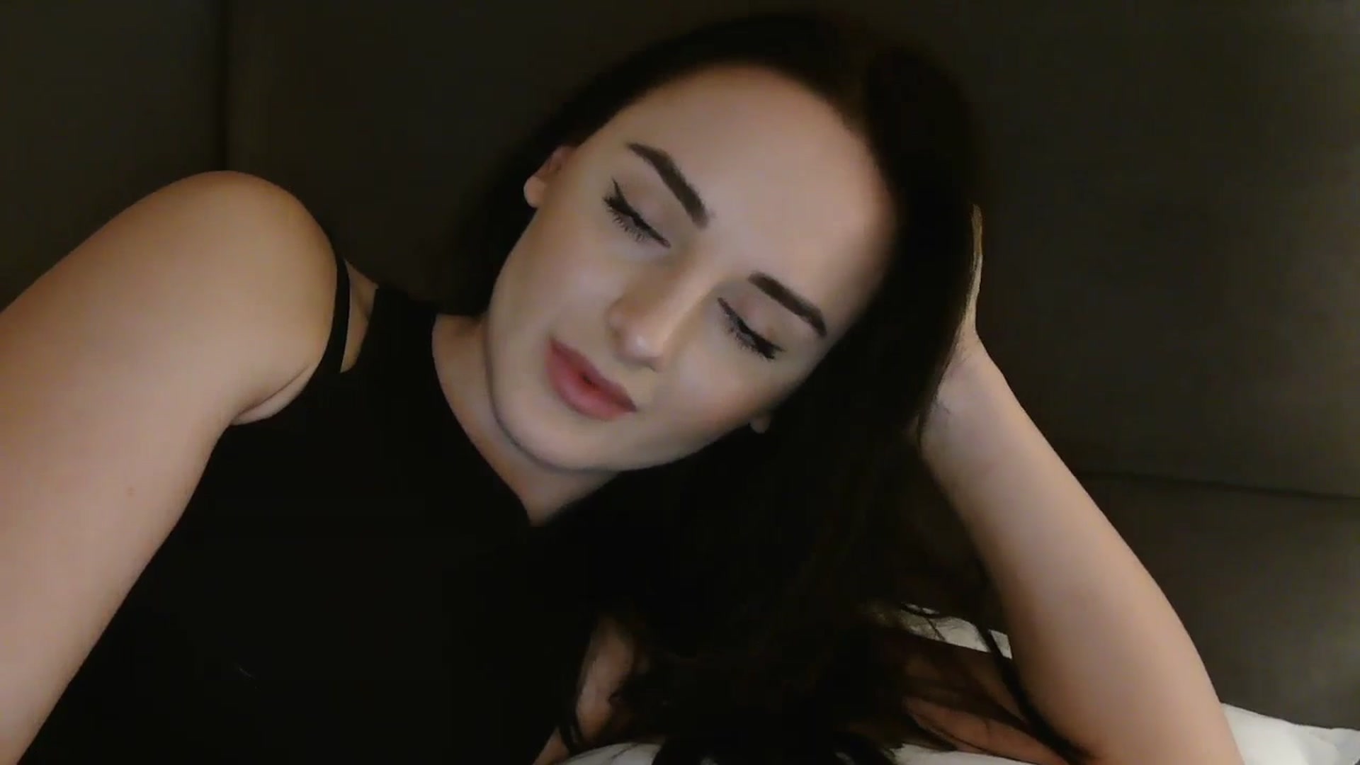 Gallery image thumbnail from DreamyKitty69's myfreecams stream on, 12/03/2025, 19:10 image 12 of 20