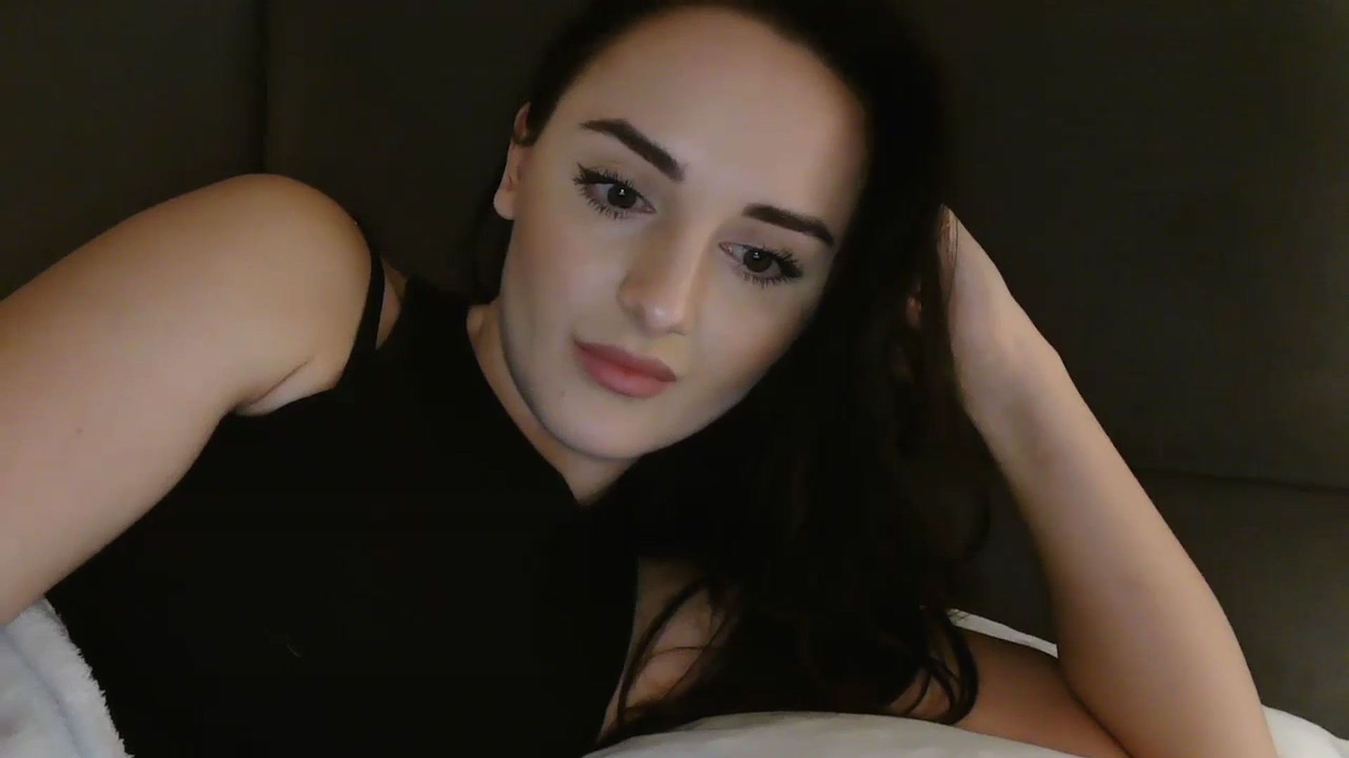 Gallery image thumbnail from DreamyKitty69's myfreecams stream on, 12/03/2025, 19:10 image 19 of 20