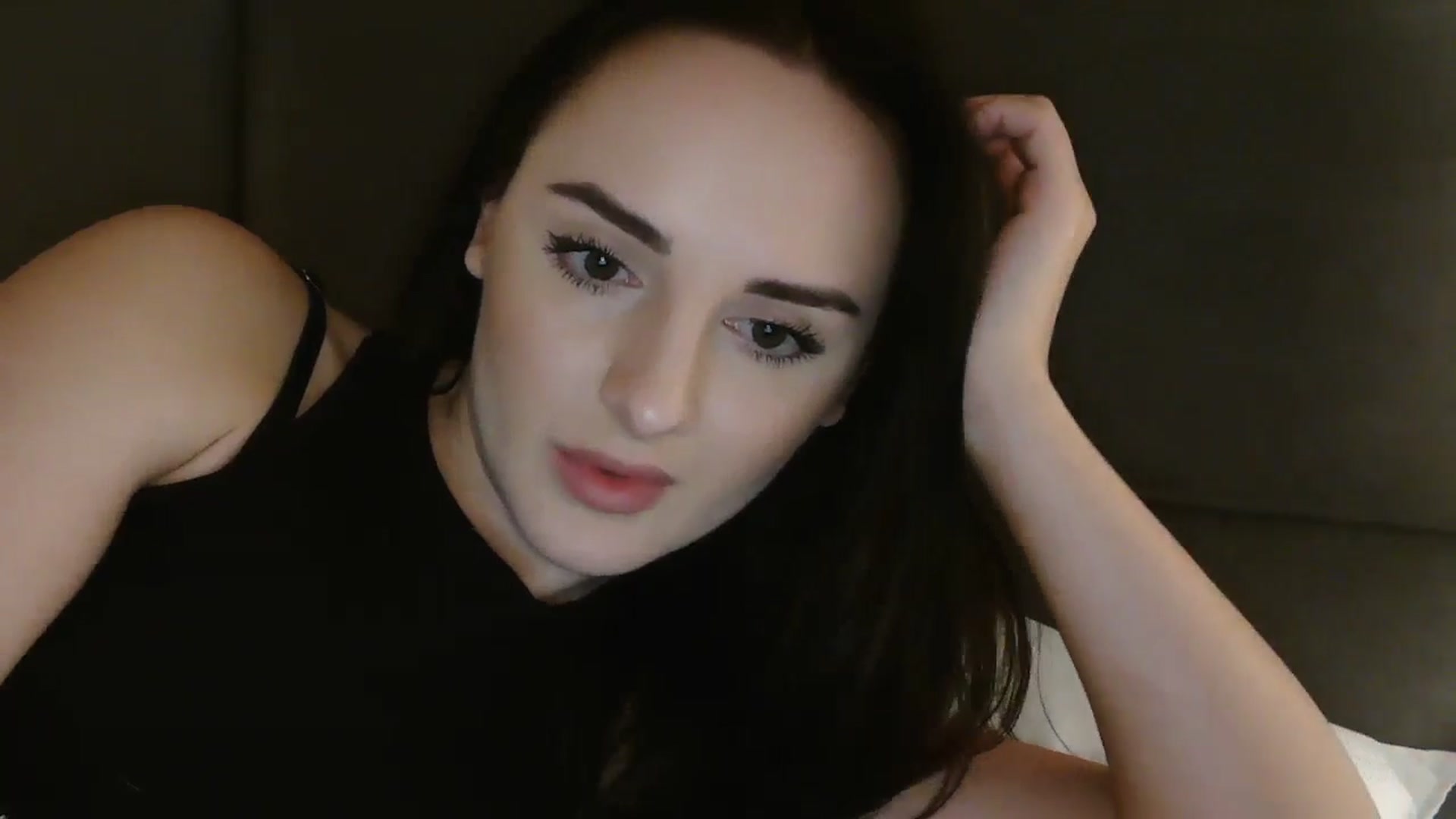 Gallery image thumbnail from DreamyKitty69's myfreecams stream on, 12/03/2025, 19:10 image 9 of 20
