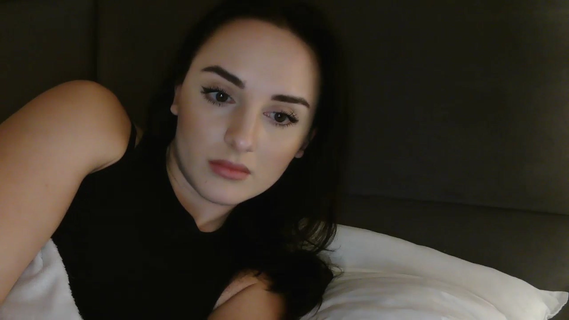 Gallery image thumbnail from DreamyKitty69's myfreecams stream on, 12/03/2025, 19:10 image 4 of 20