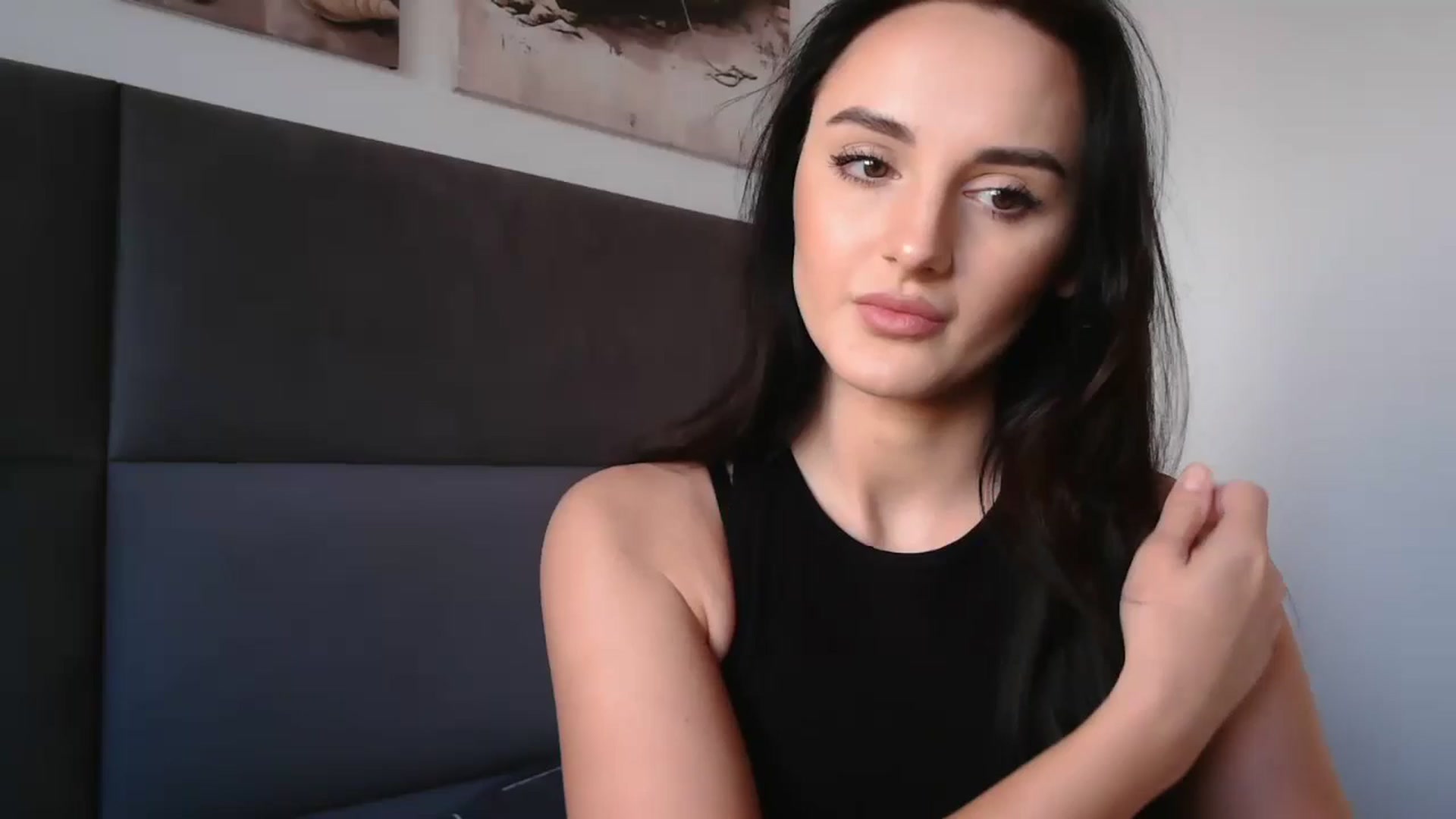 Gallery image thumbnail from DreamyKitty69's myfreecams stream on, 12/05/2025, 13:02 image 1 of 20