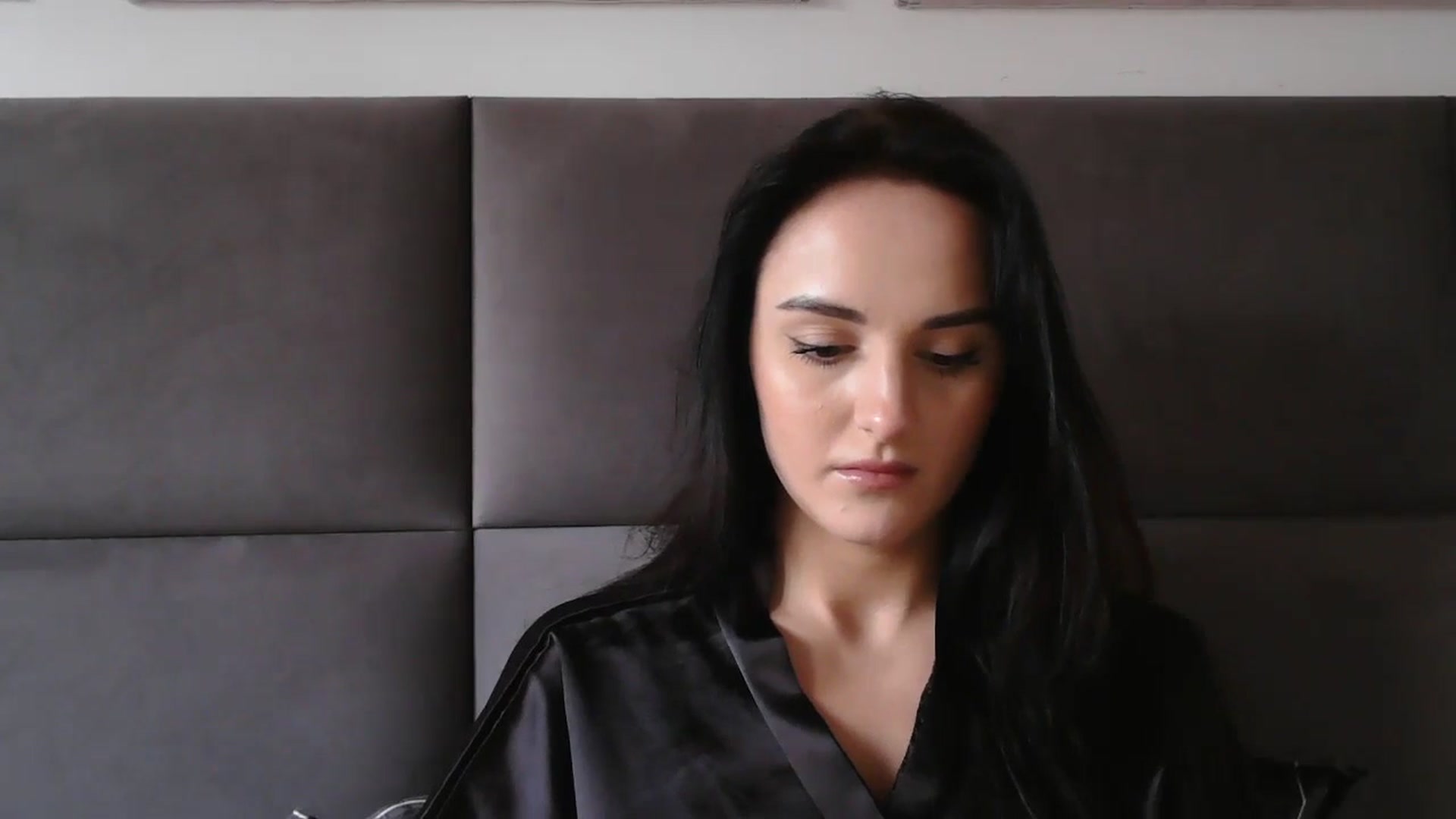 Gallery image thumbnail from DreamyKitty69's myfreecams stream on, 12/05/2025, 15:49 image 17 of 20