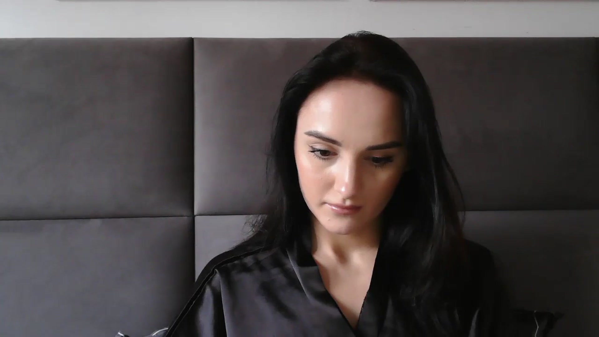 Gallery image thumbnail from DreamyKitty69's myfreecams stream on, 12/05/2025, 15:49 image 18 of 20