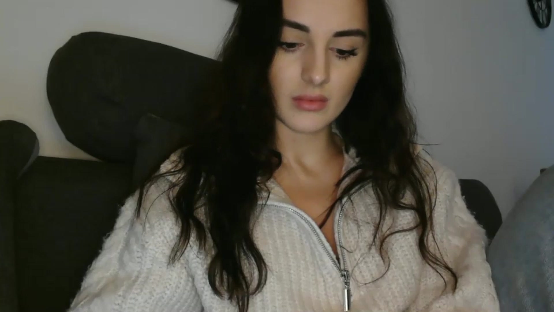 Gallery image thumbnail from DreamyKitty69's myfreecams stream on, 12/26/2025, 15:58 image 14 of 20
