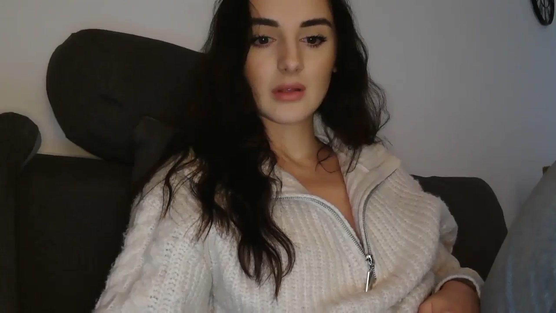 Gallery image thumbnail from DreamyKitty69's myfreecams stream on, 12/26/2025, 15:58 image 5 of 20