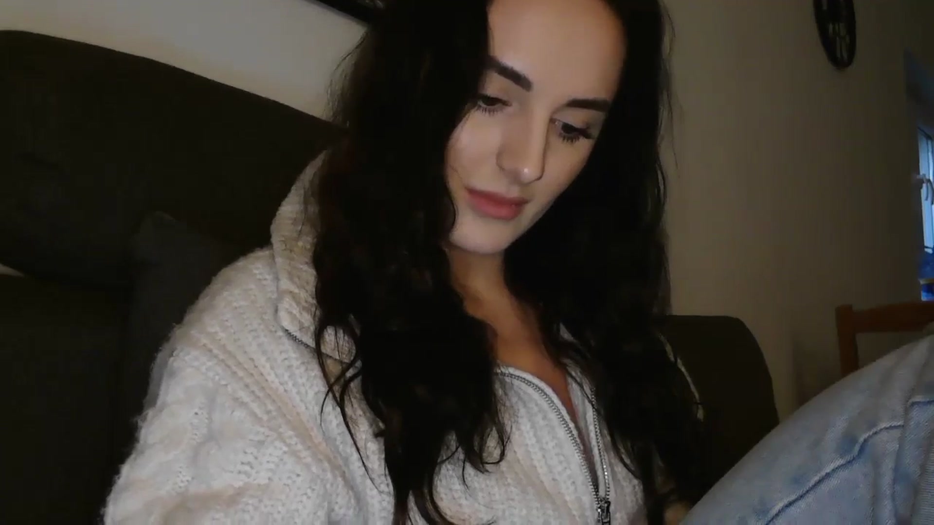 Gallery image thumbnail from DreamyKitty69's myfreecams stream on, 12/26/2025, 17:04 image 15 of 20