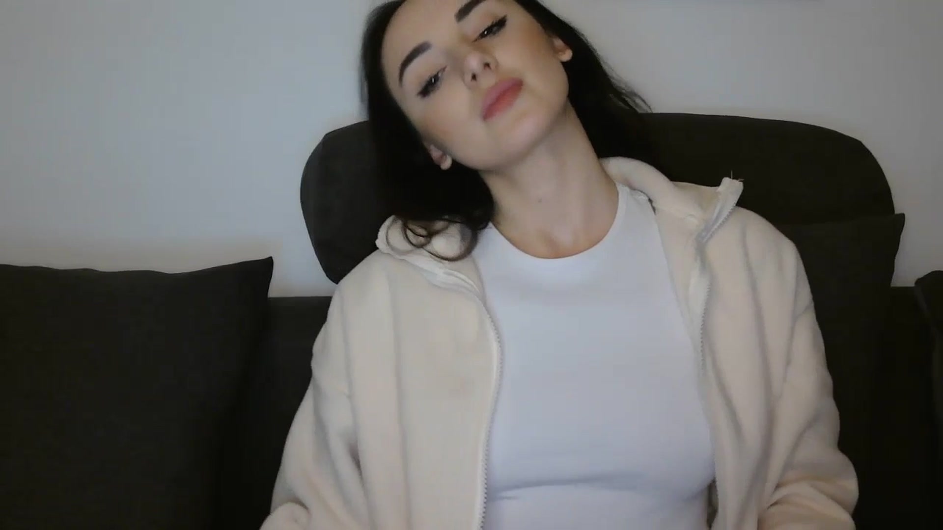 Gallery image thumbnail from DreamyKitty69's myfreecams stream on, 12/27/2025, 19:49 image 5 of 20