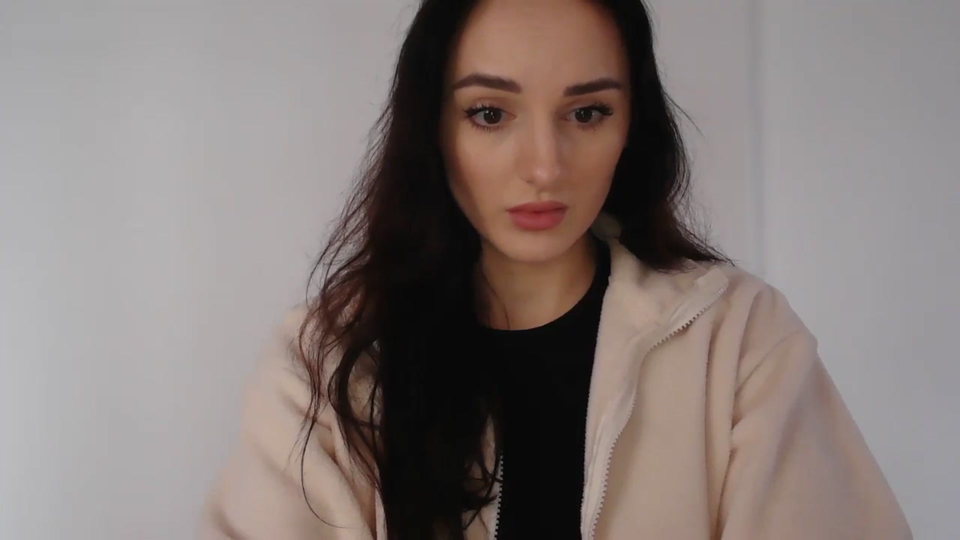 Gallery image thumbnail from DreamyKitty69's myfreecams stream on, 12/28/2025, 12:34 image 12 of 20