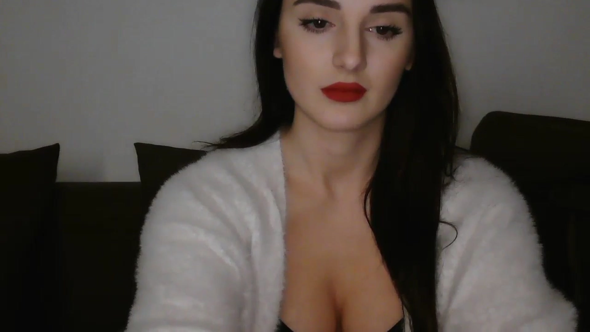 Gallery image thumbnail from DreamyKitty69's myfreecams stream on, 12/29/2025, 17:26 image 8 of 20