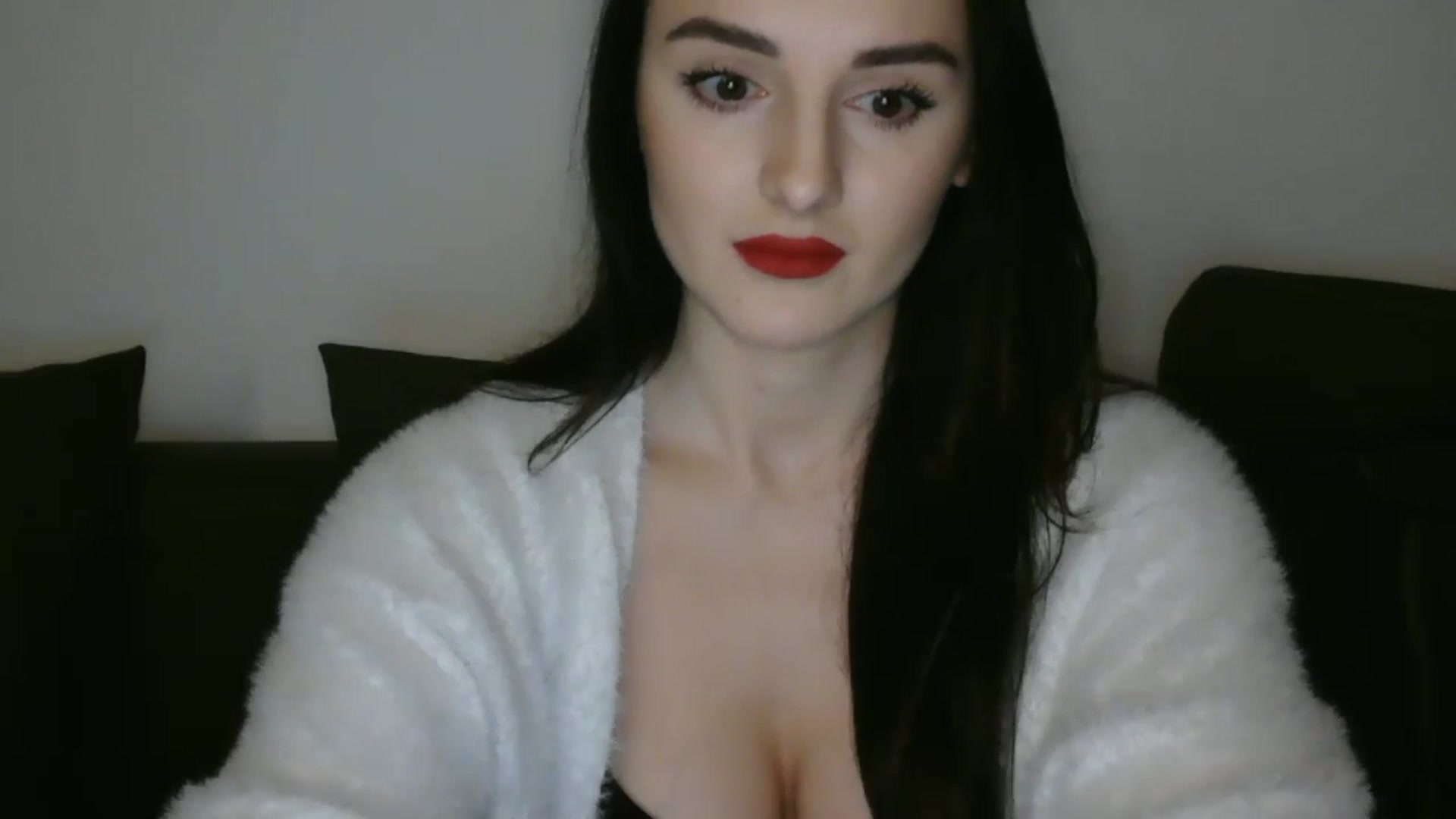 Gallery image thumbnail from DreamyKitty69's myfreecams stream on, 12/29/2025, 17:26 image 17 of 20