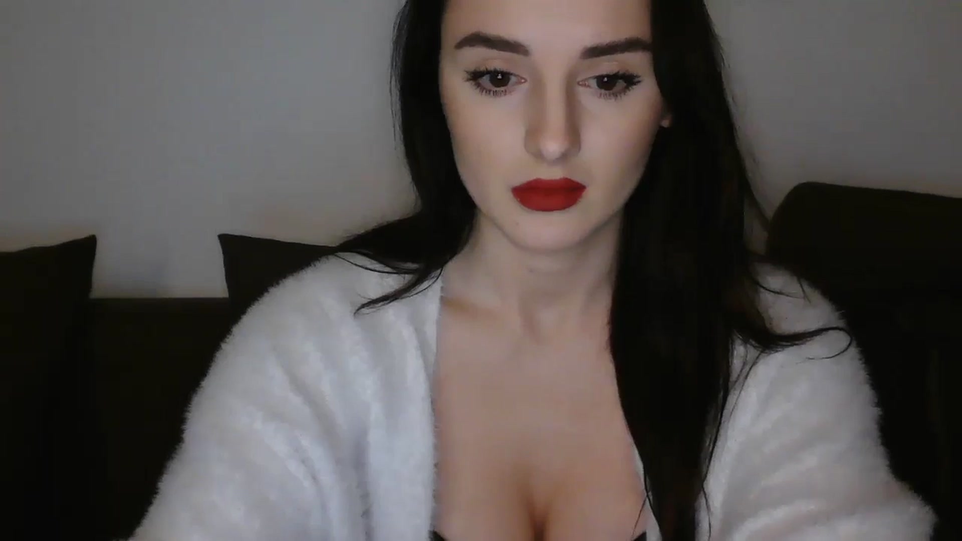 Gallery image thumbnail from DreamyKitty69's myfreecams stream on, 12/29/2025, 17:26 image 10 of 20