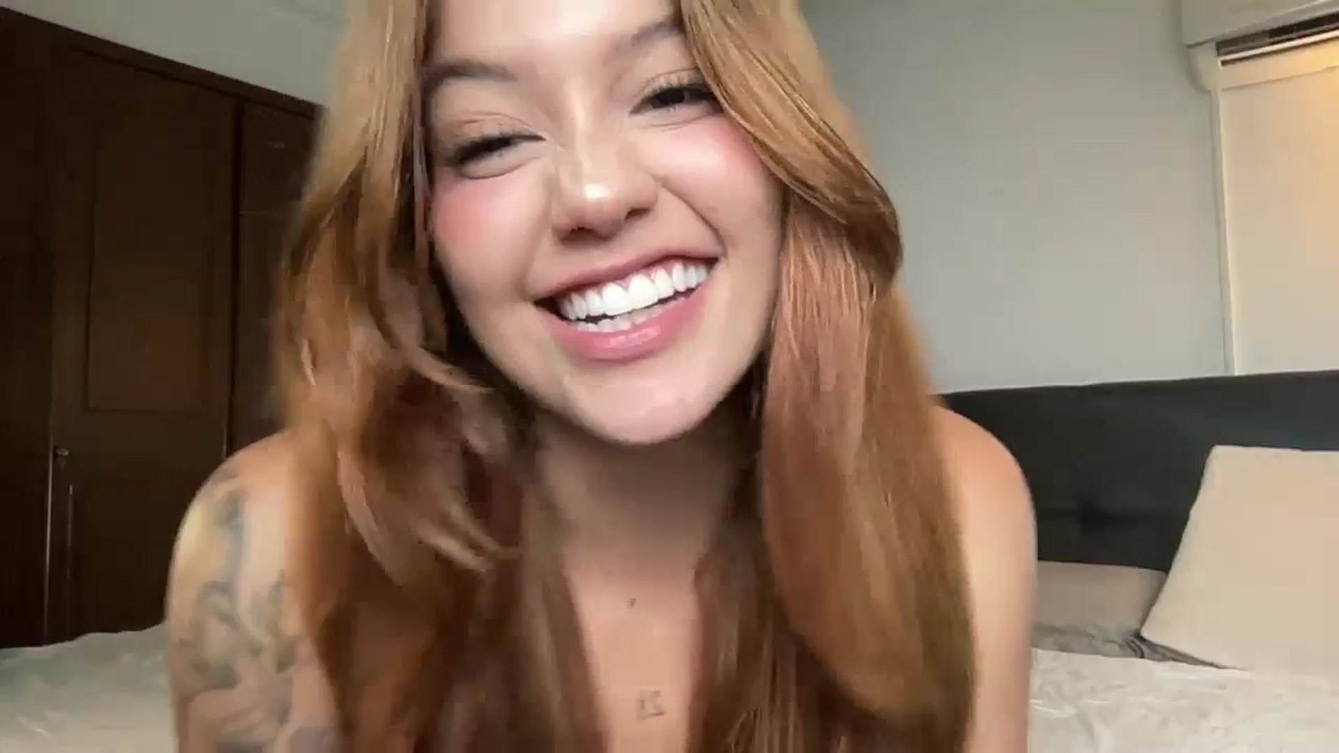 Gallery image thumbnail from DreamyLia's myfreecams stream on, 04/06/2026, 23:39 image 19 of 20