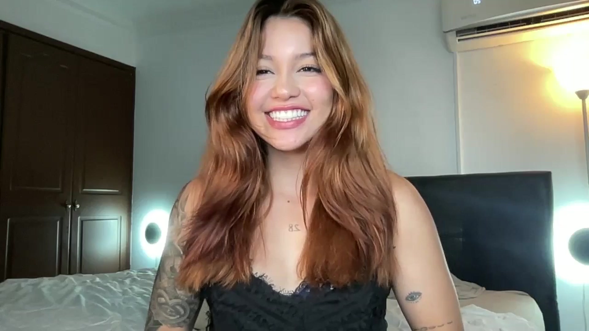 Gallery image thumbnail from DreamyLia's myfreecams stream on, 04/07/2026, 02:30 image 7 of 20