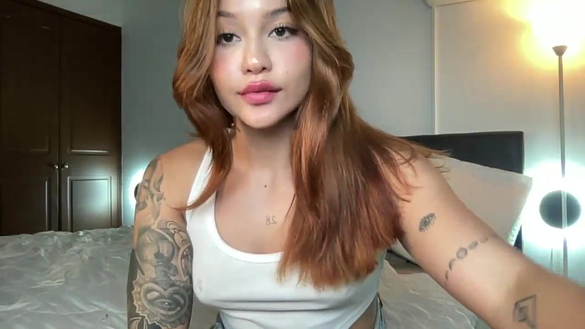 Gallery image thumbnail from DreamyLia's myfreecams stream on, 04/07/2026, 03:39 image 11 of 20