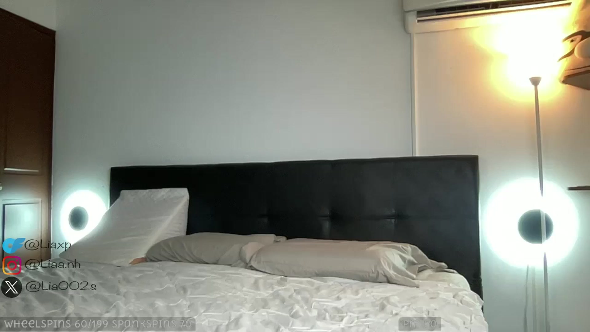 Gallery image thumbnail from DreamyLia's myfreecams stream on, 04/09/2026, 24:06 image 15 of 20