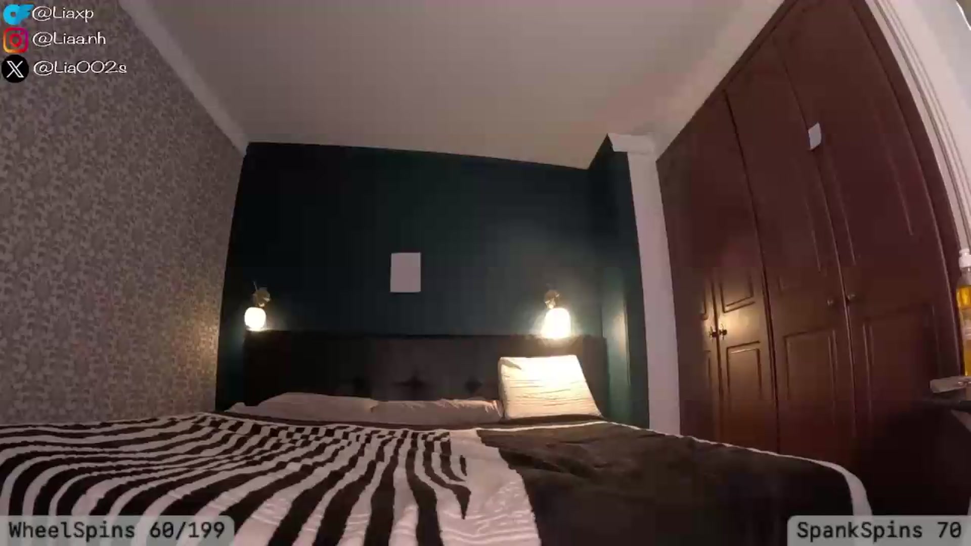 Gallery image thumbnail from DreamyLia's myfreecams stream on, 05/25/2026, 22:16 image 18 of 20