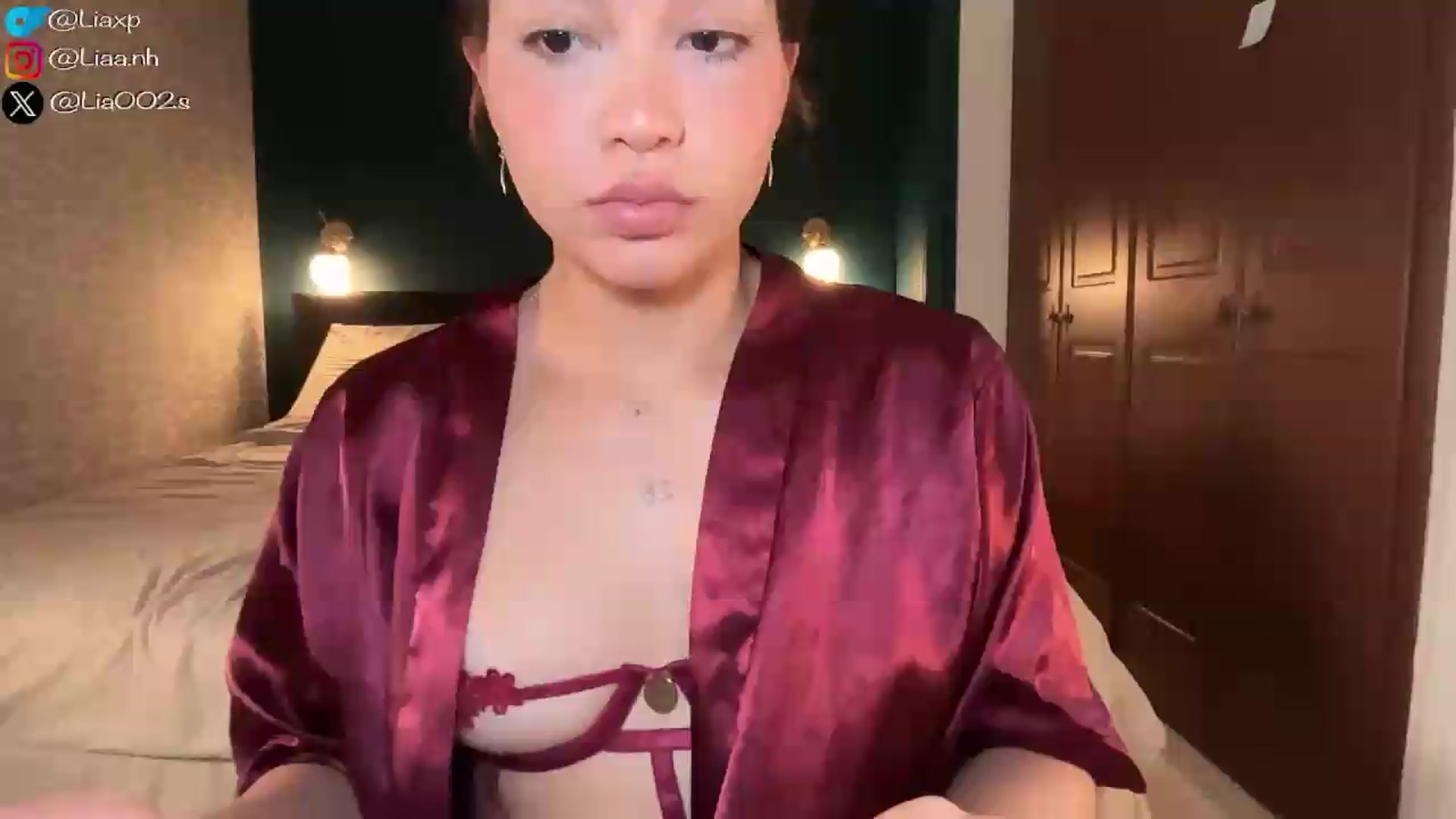Gallery image thumbnail from DreamyLia's myfreecams stream on, 06/09/2026, 18:14 image 6 of 20