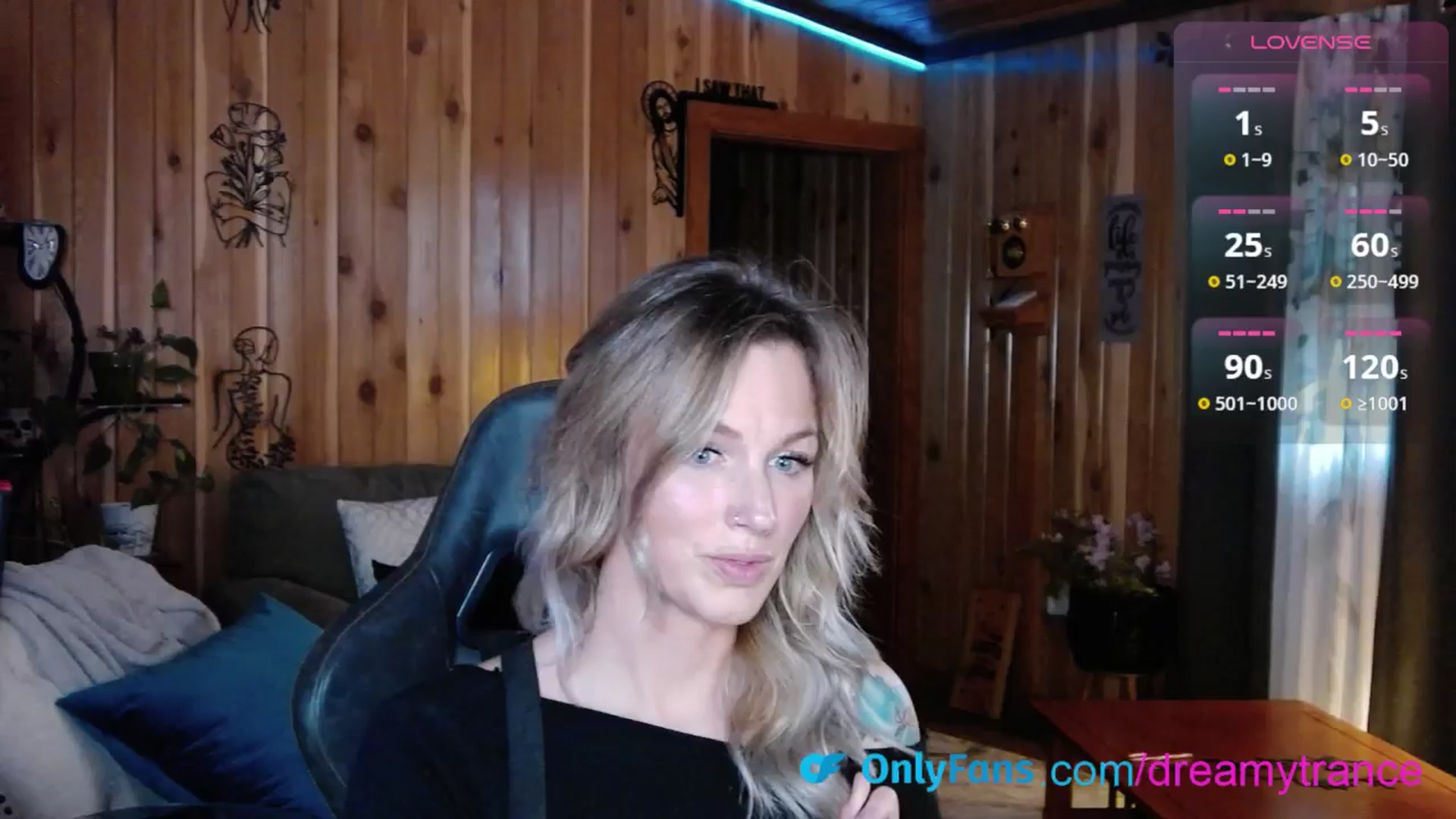 Gallery image thumbnail from DreamyTrance's myfreecams stream on, 12/15/2025, 18:40 image 1 of 20